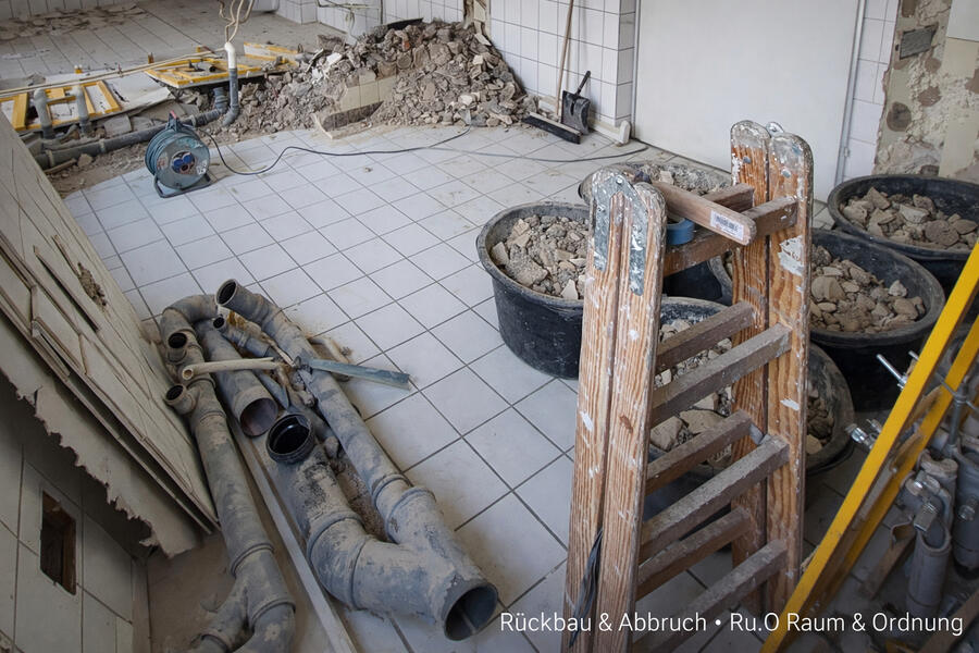 entkernung-innenraum-rueckbau-moenchengladbach-ruo-raum-und-ordnung